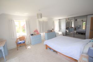 Main bedroom- click for photo gallery